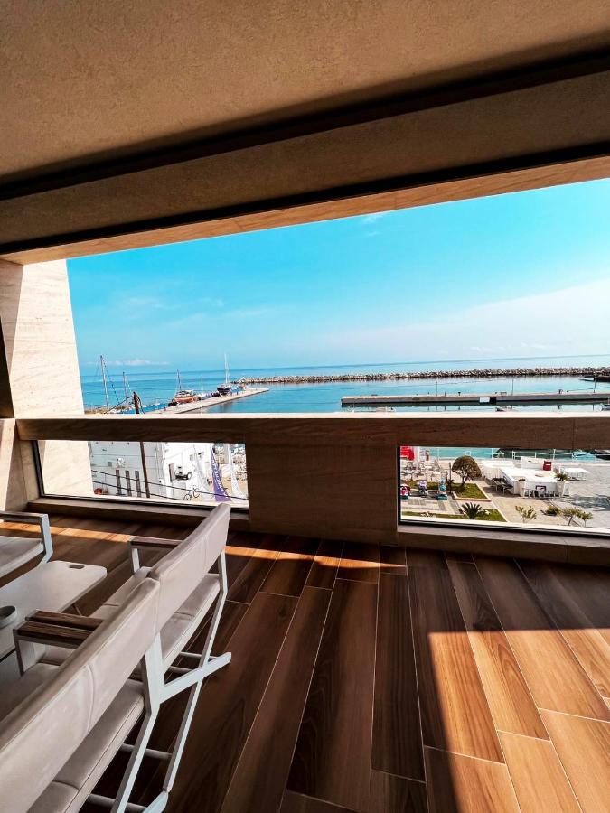 Porto Marine Hotel 플라타모나스 외부 사진