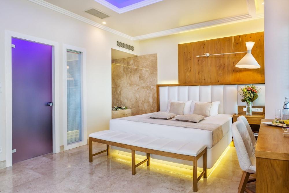 Porto Marine Hotel 플라타모나스 외부 사진