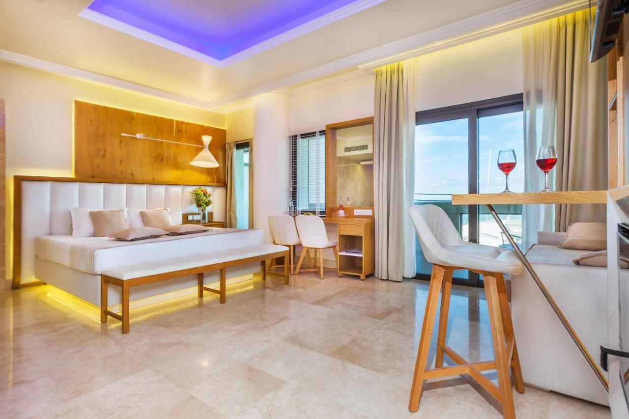 Porto Marine Hotel 플라타모나스 외부 사진
